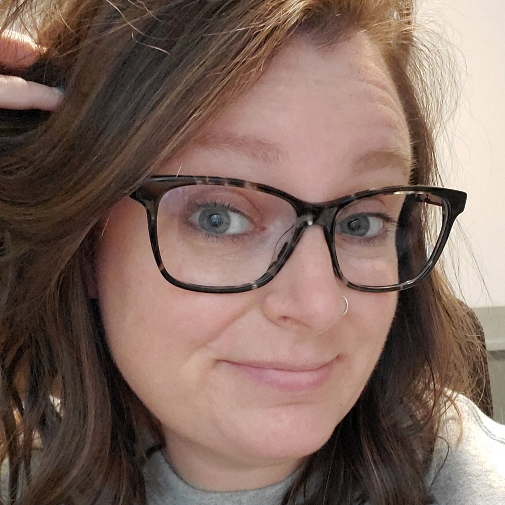 Meet your Posher, Jennifer